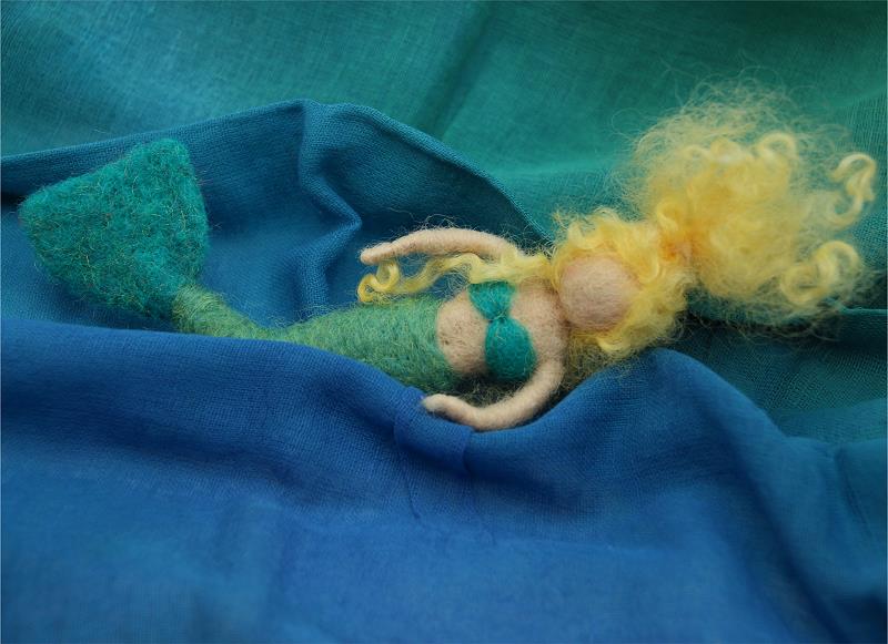 Bastelpackung: gefilzte Meerjungfrau aus Märchenwolle T&W